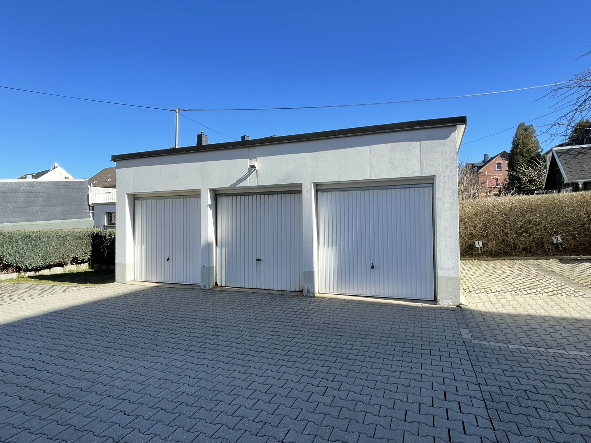 Garage (2)