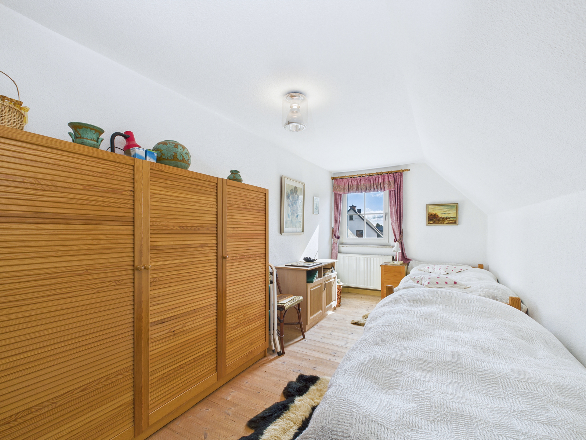 Schlafzimmer 2 (DG)