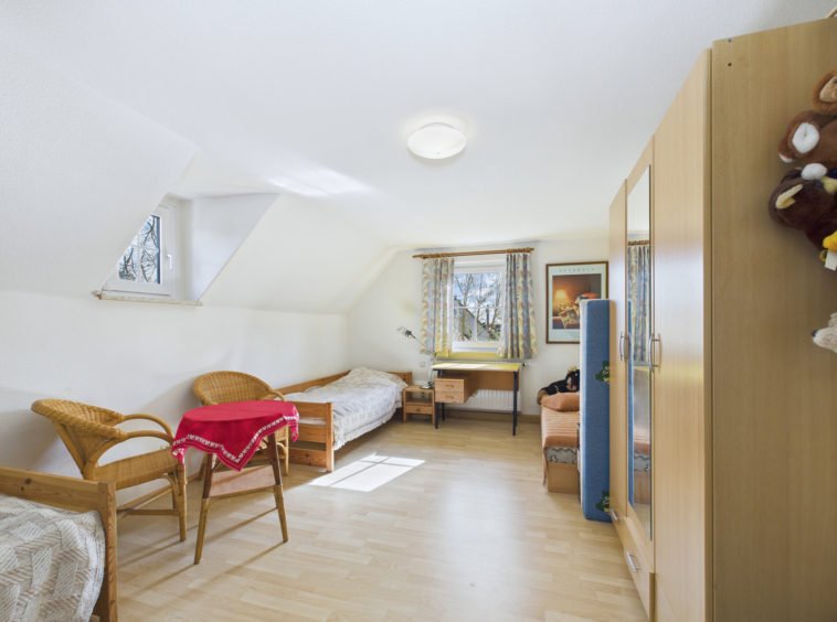 Schlafzimmer 1 (DG)