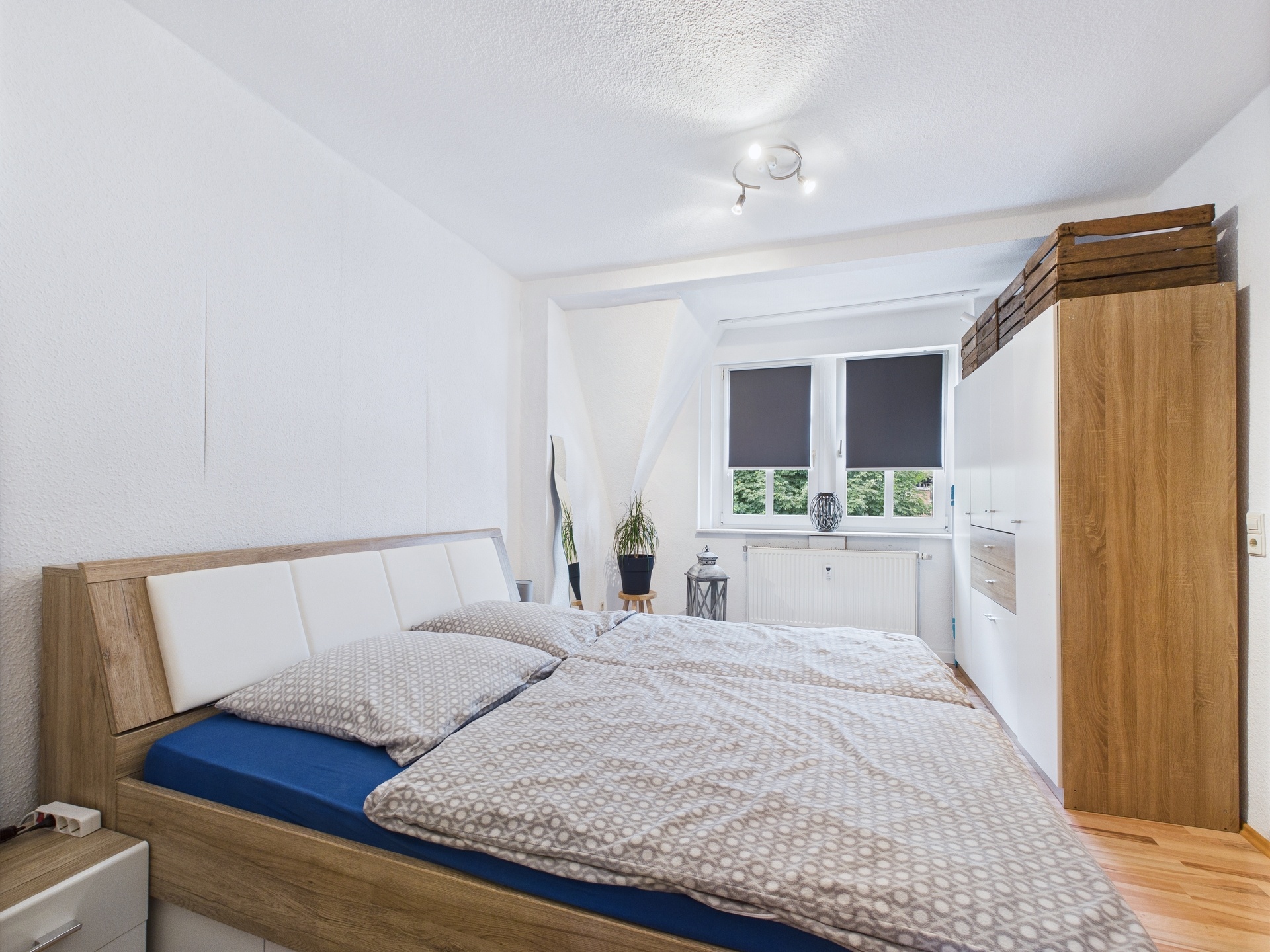 Schlafzimmer (1)
