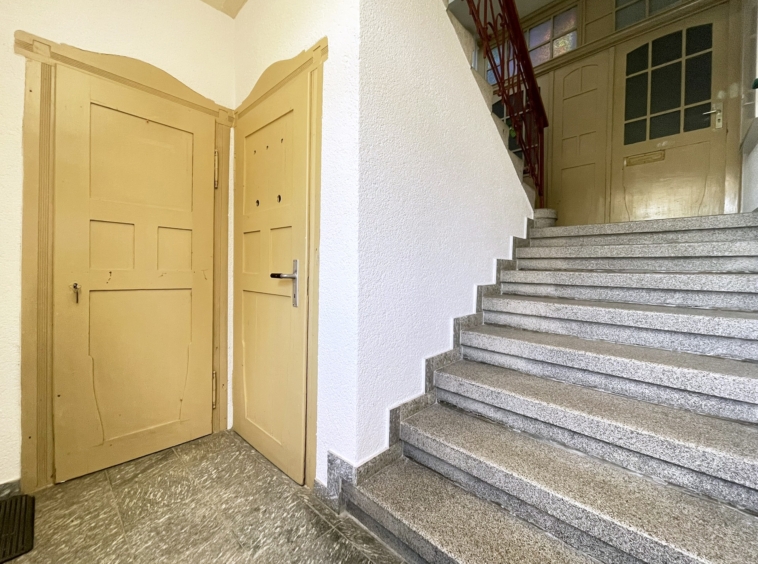 Treppenhaus (2)