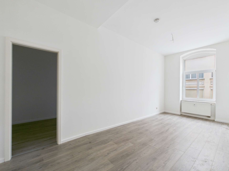 Schlafzimmer mit Abstellraum (1)