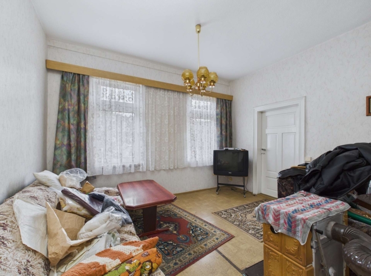 Zimmer 8 (DG)