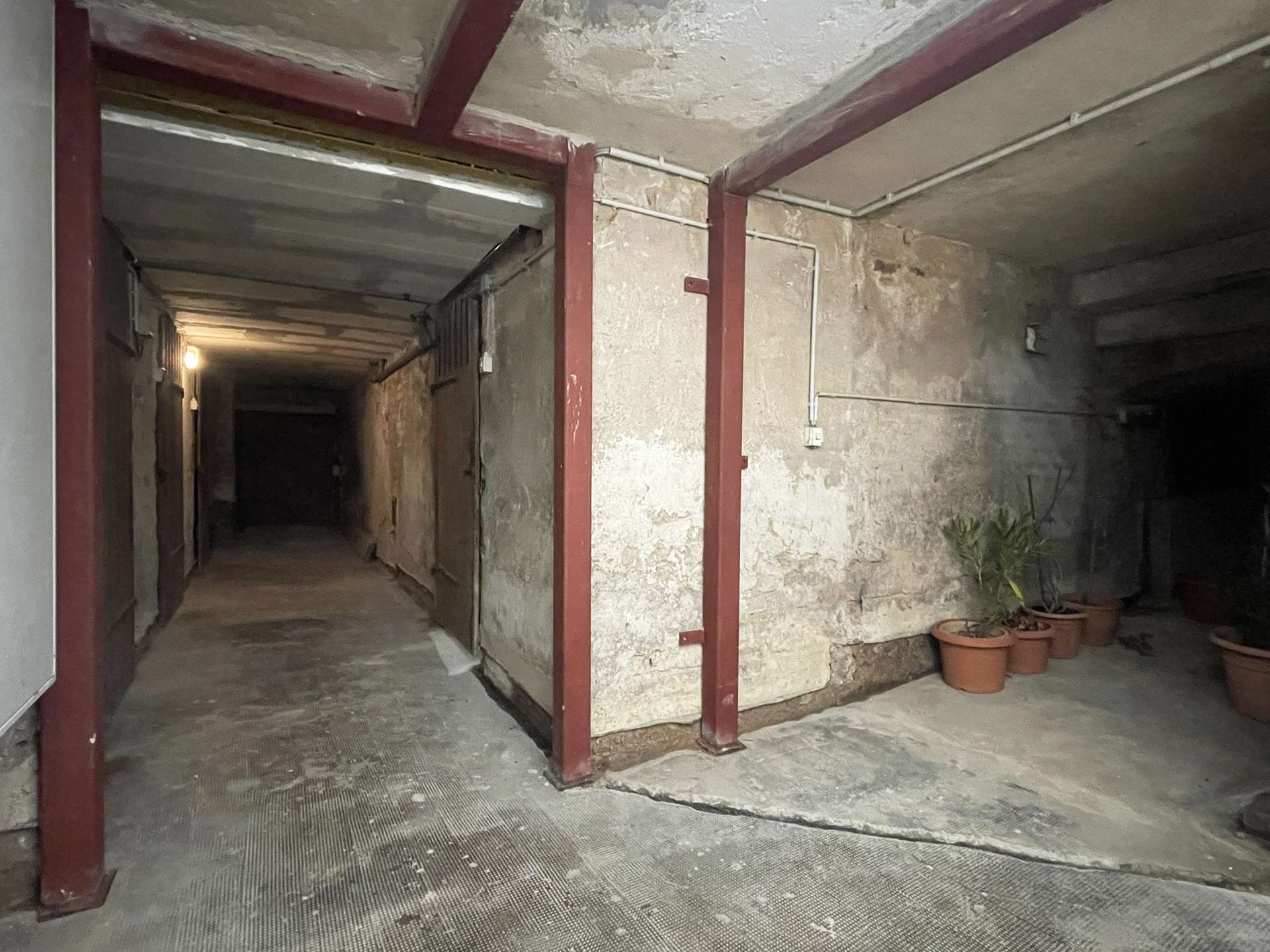 Keller (1) Keller (1)