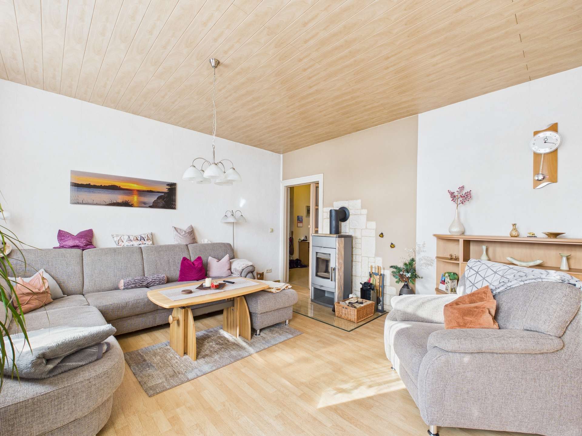 Wohnzimmer 1 1.OG (1)