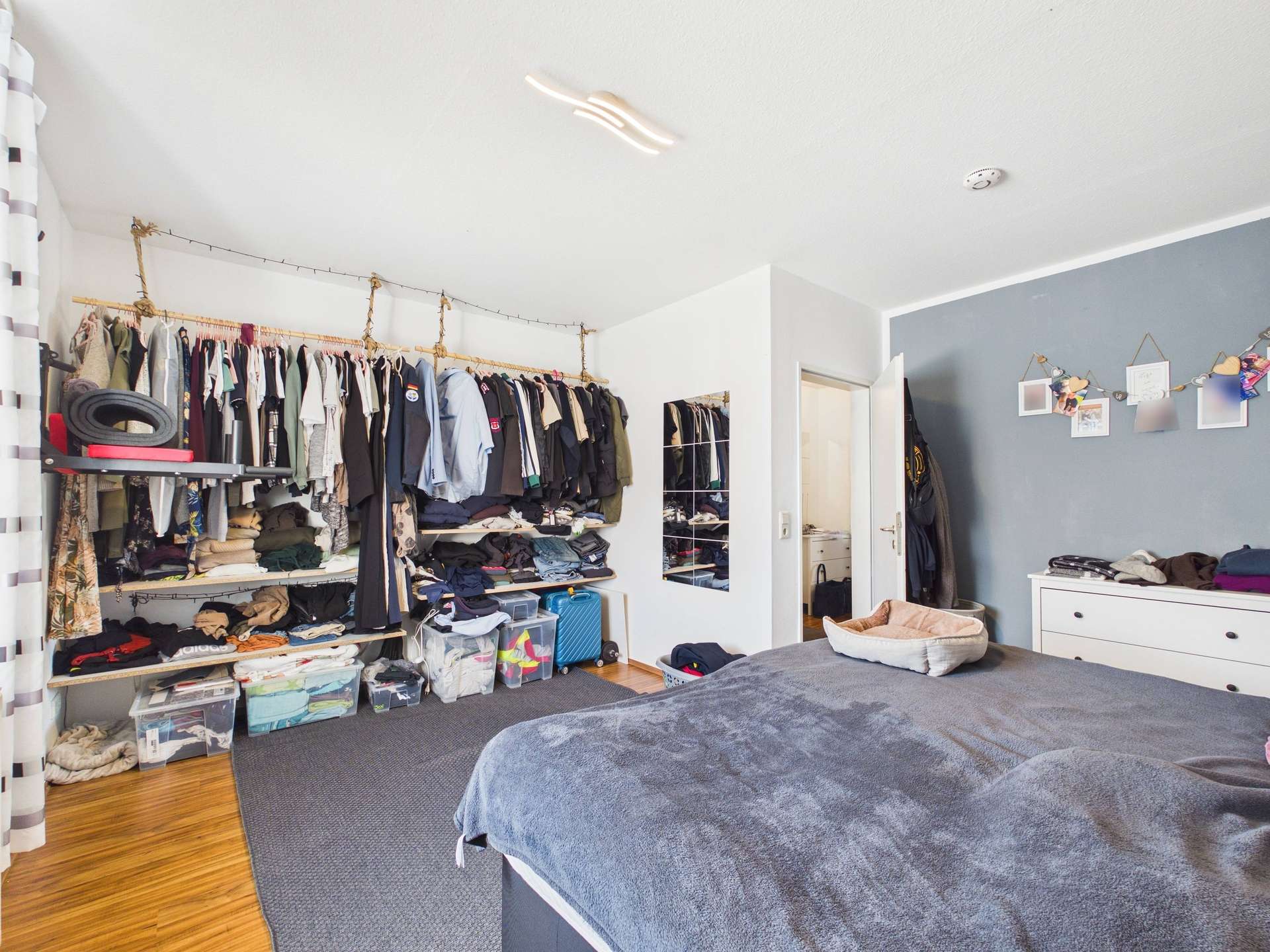 Schlafzimmer (2) Schlafzimmer (2)