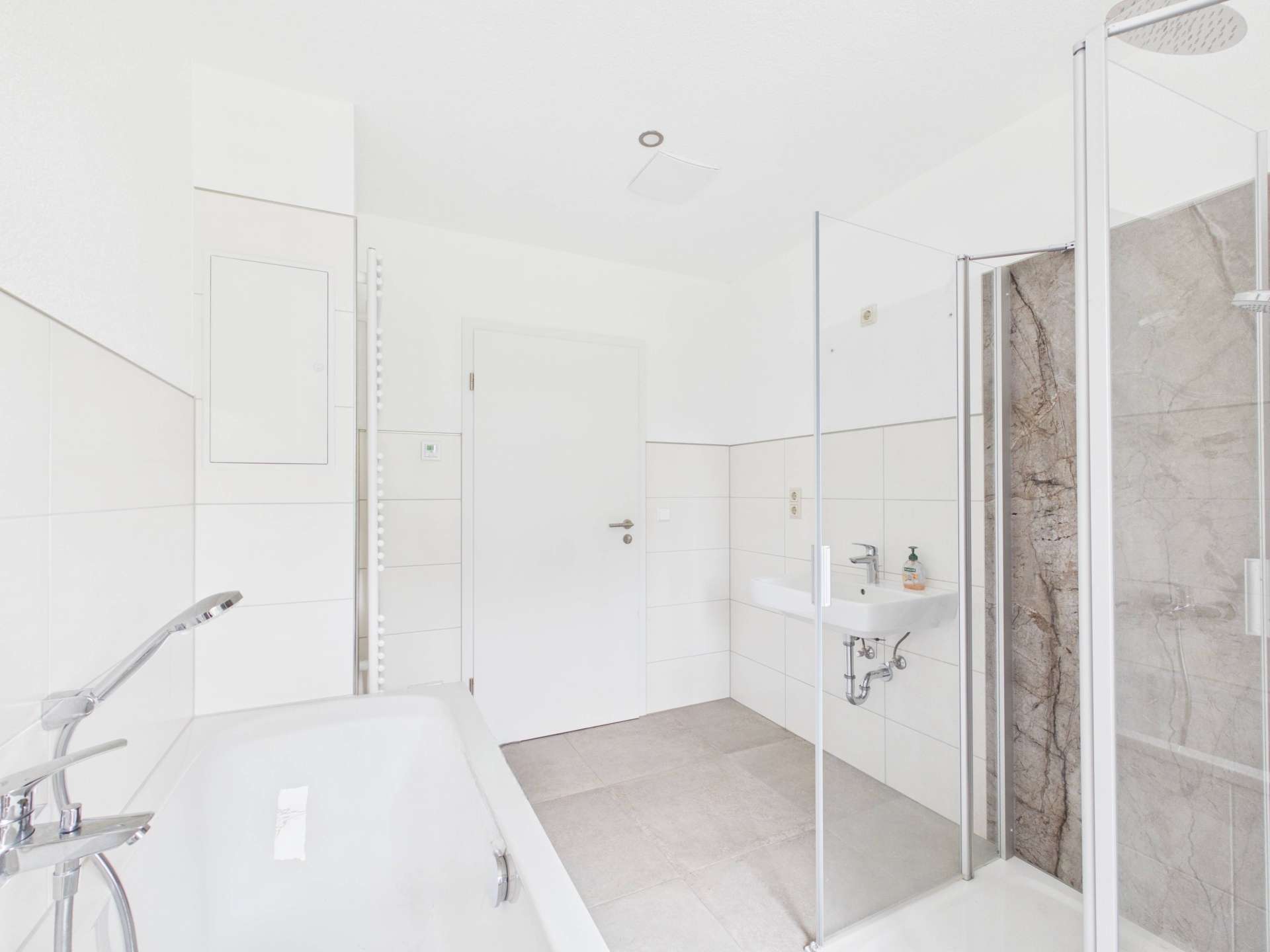 Badezimmer (2)