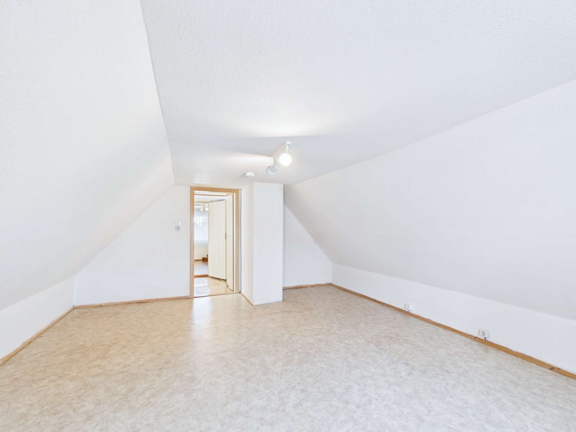 Schlafzimmer OG (1)