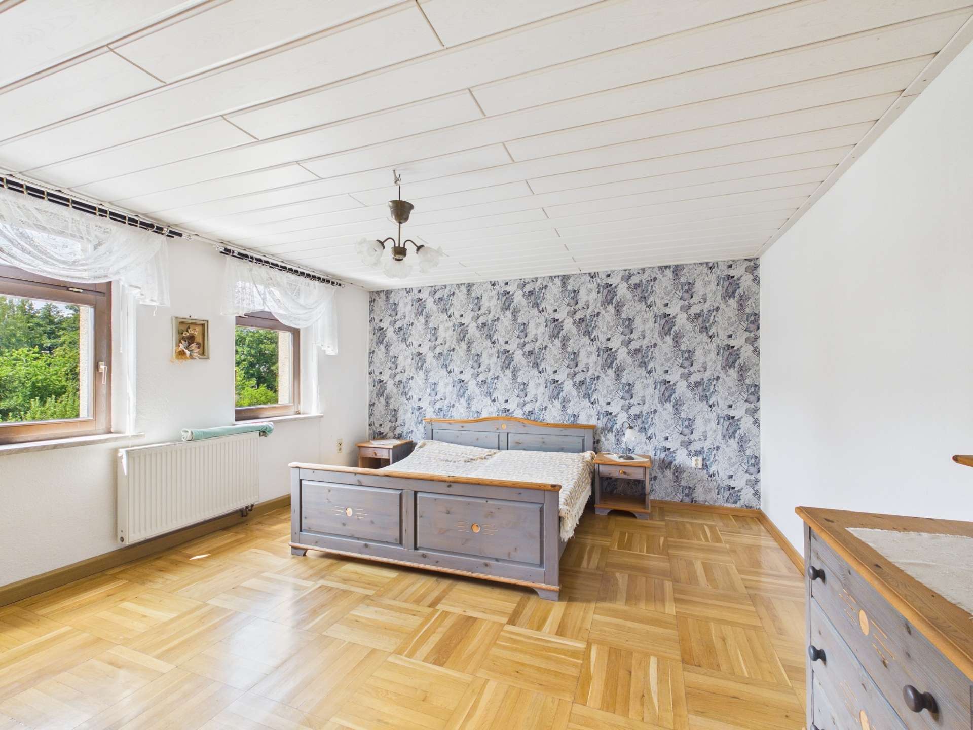 Schlafzimmer OG (1) Schlafzimmer OG (1)