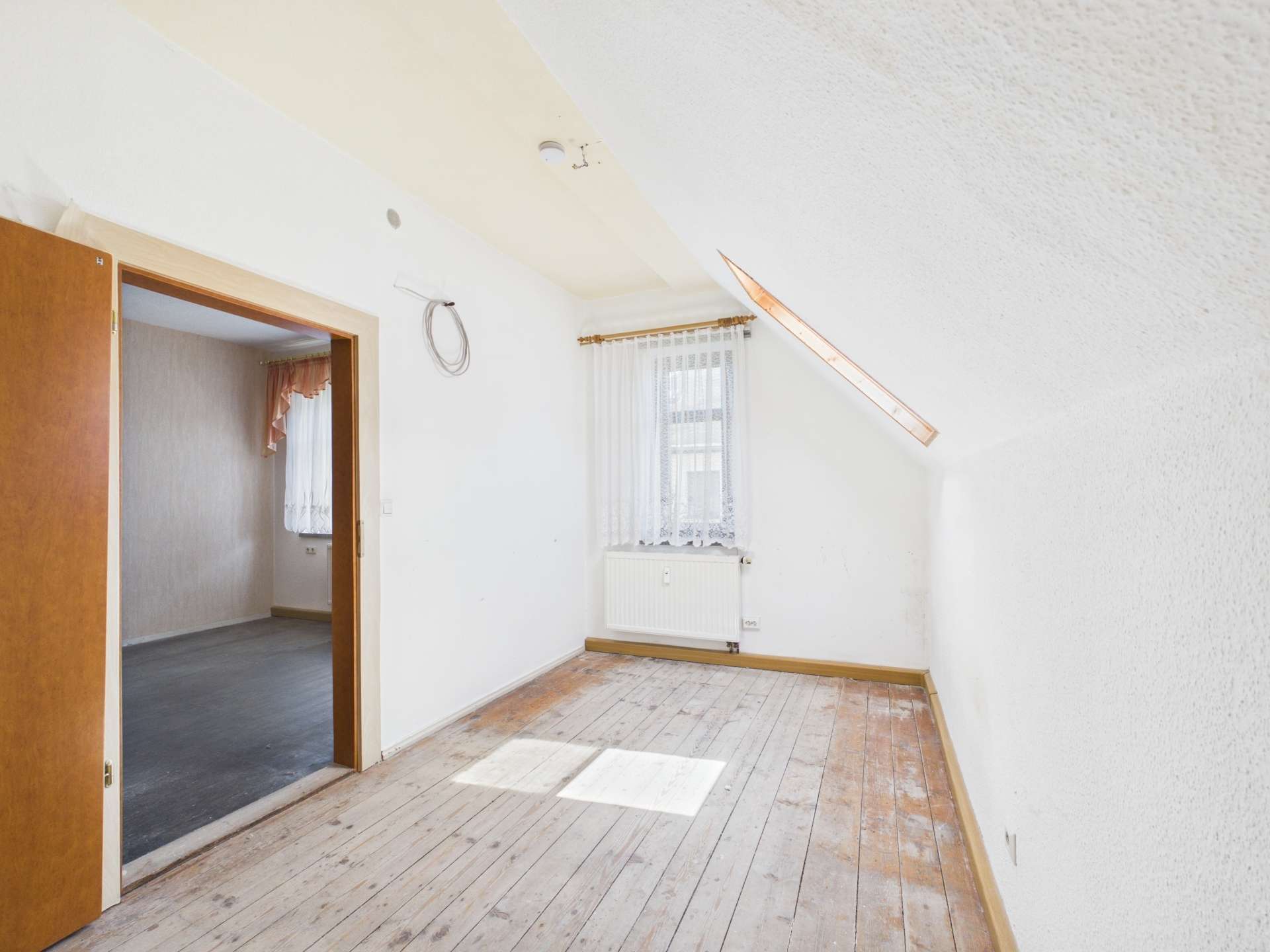 Arbeitszimmer 1 OG Arbeitszimmer 1 OG
