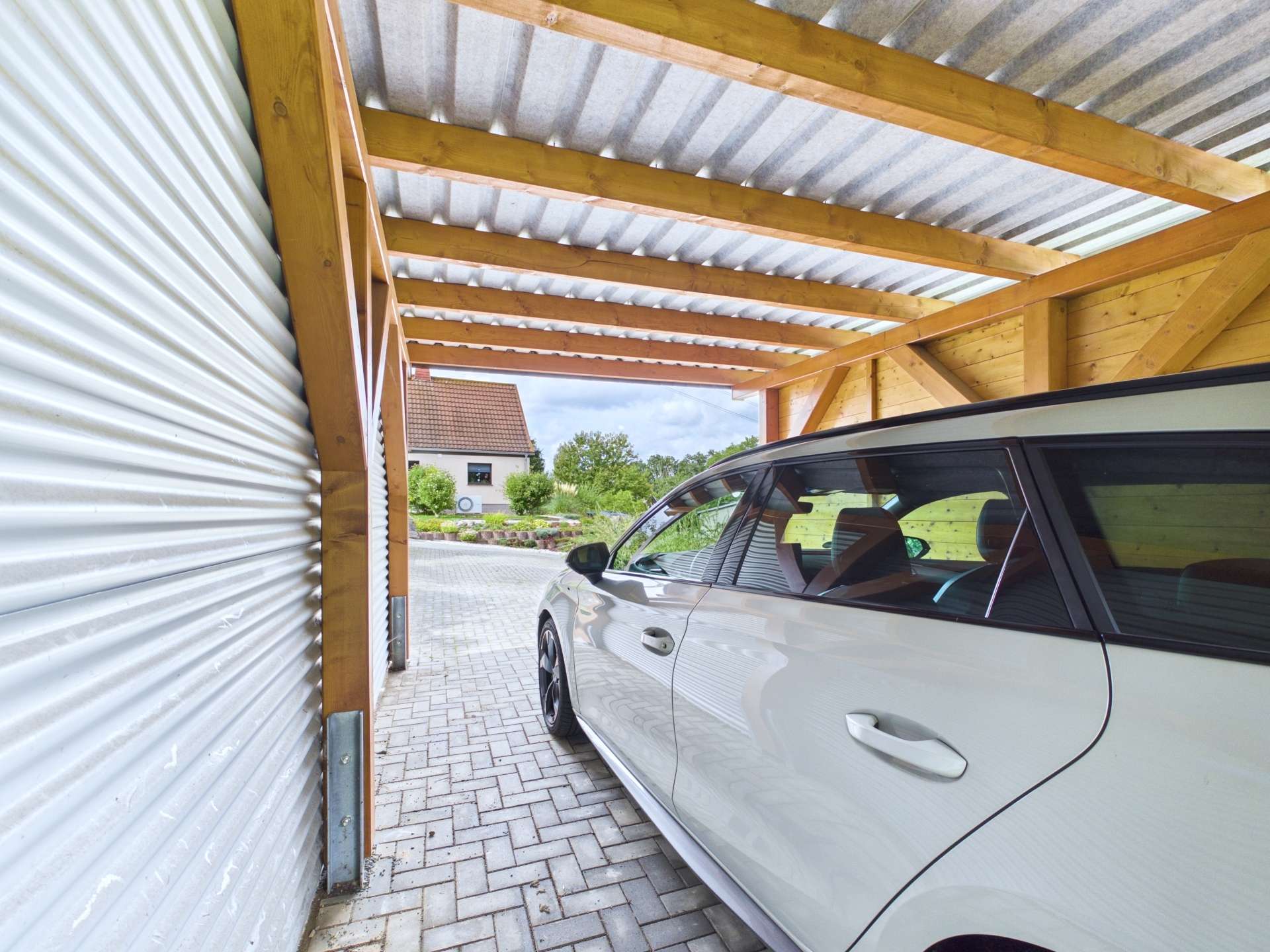 Carport (3) Carport (3)