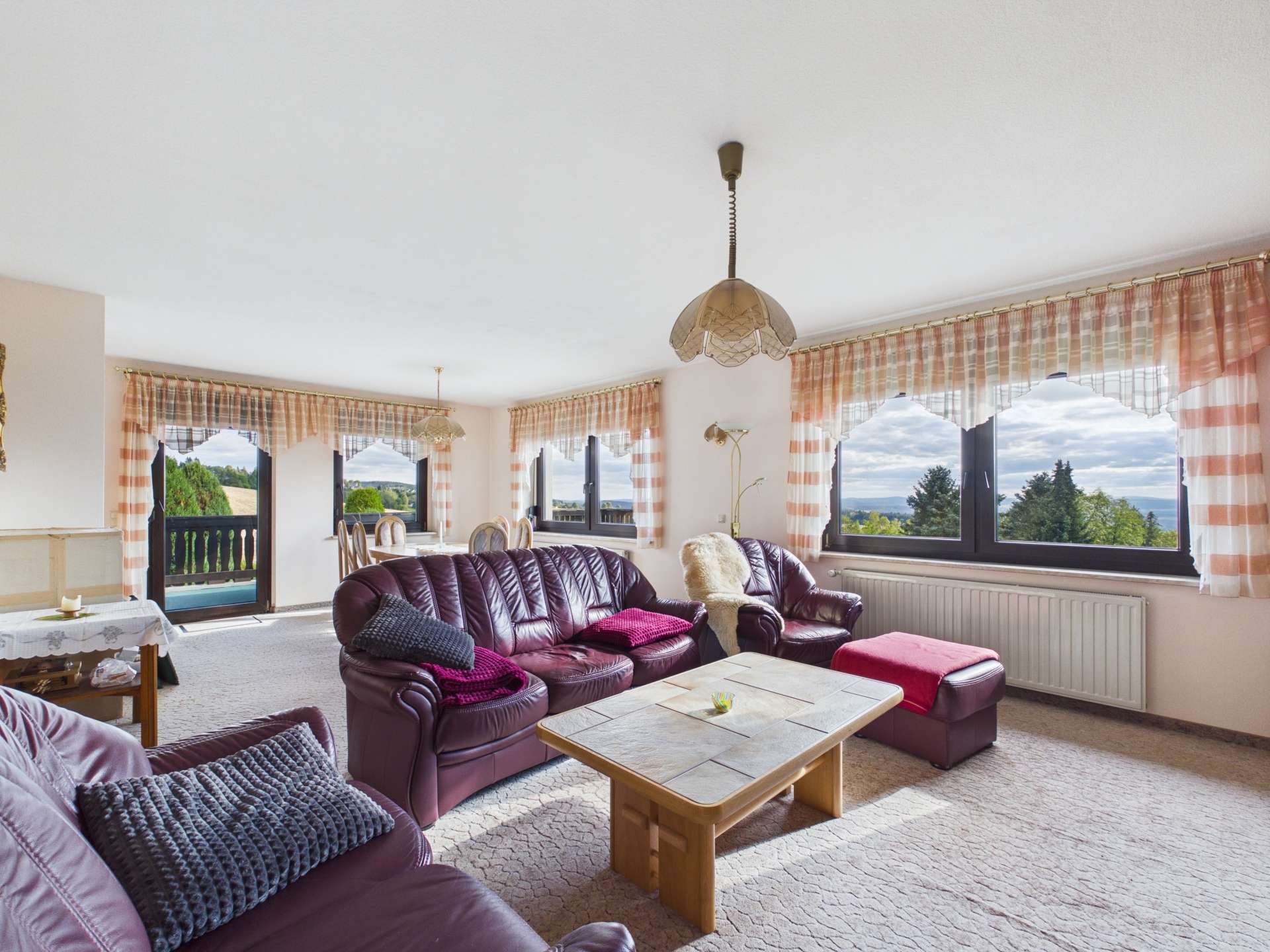 Wohnzimmer EG (2) Wohnzimmer EG (2)