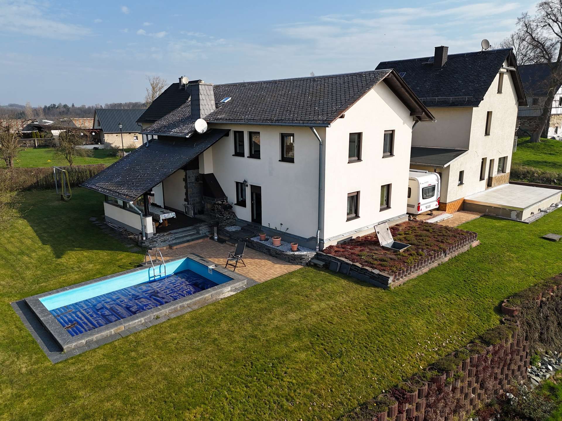 HH – Außenansicht (1) HH - Außenansicht (1)